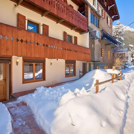 Le Genepi - Happy * Chamonix